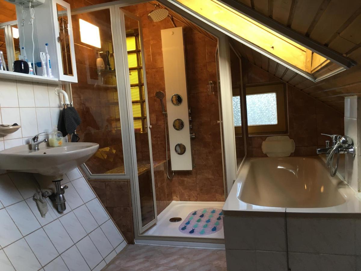 Aktiv Pihenes Apartman 레브풀롭 외부 사진